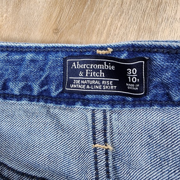 Abercrombie and fitch women's size 30 jean skirt - Picture 3 of 6